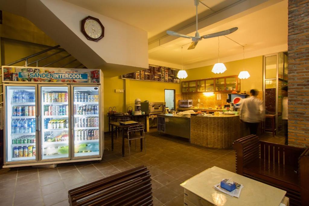Sakal Guesthouse Restaurant & Bar Sihanoukville Exteriér fotografie