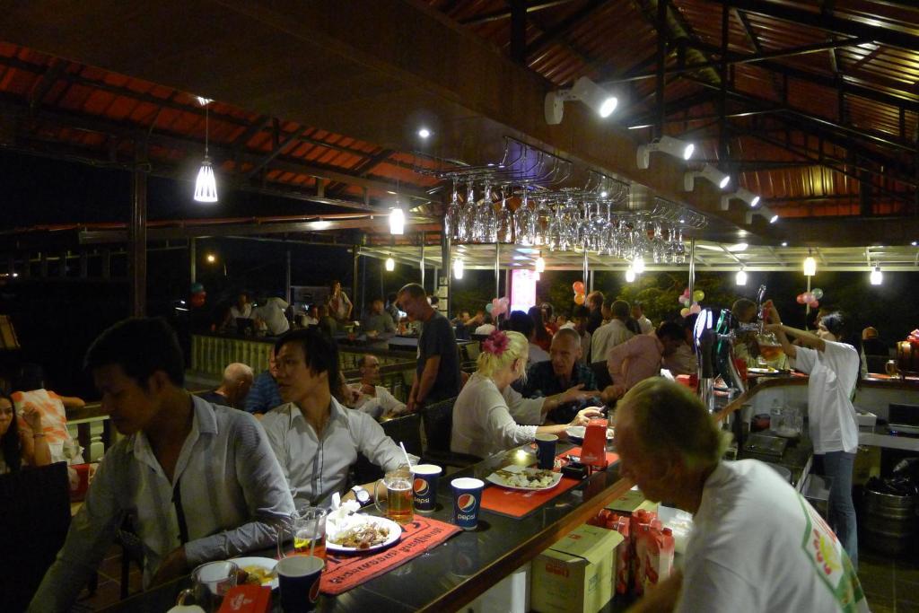 Sakal Guesthouse Restaurant & Bar Sihanoukville Exteriér fotografie